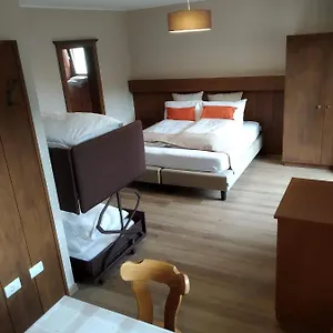  Aparthotel House Erika Italy
