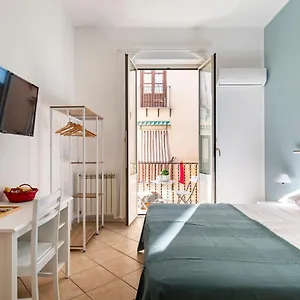 punto-al-capo-appartamento-o-stanze-private-con-bagno-privato.sicilyhotelsitaly.net/