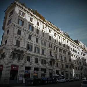 ** Pensión 325 Ai Fori Italia
